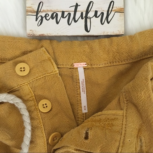NWT Free People Shorts Sand Size Medium - Picture 4 of 8